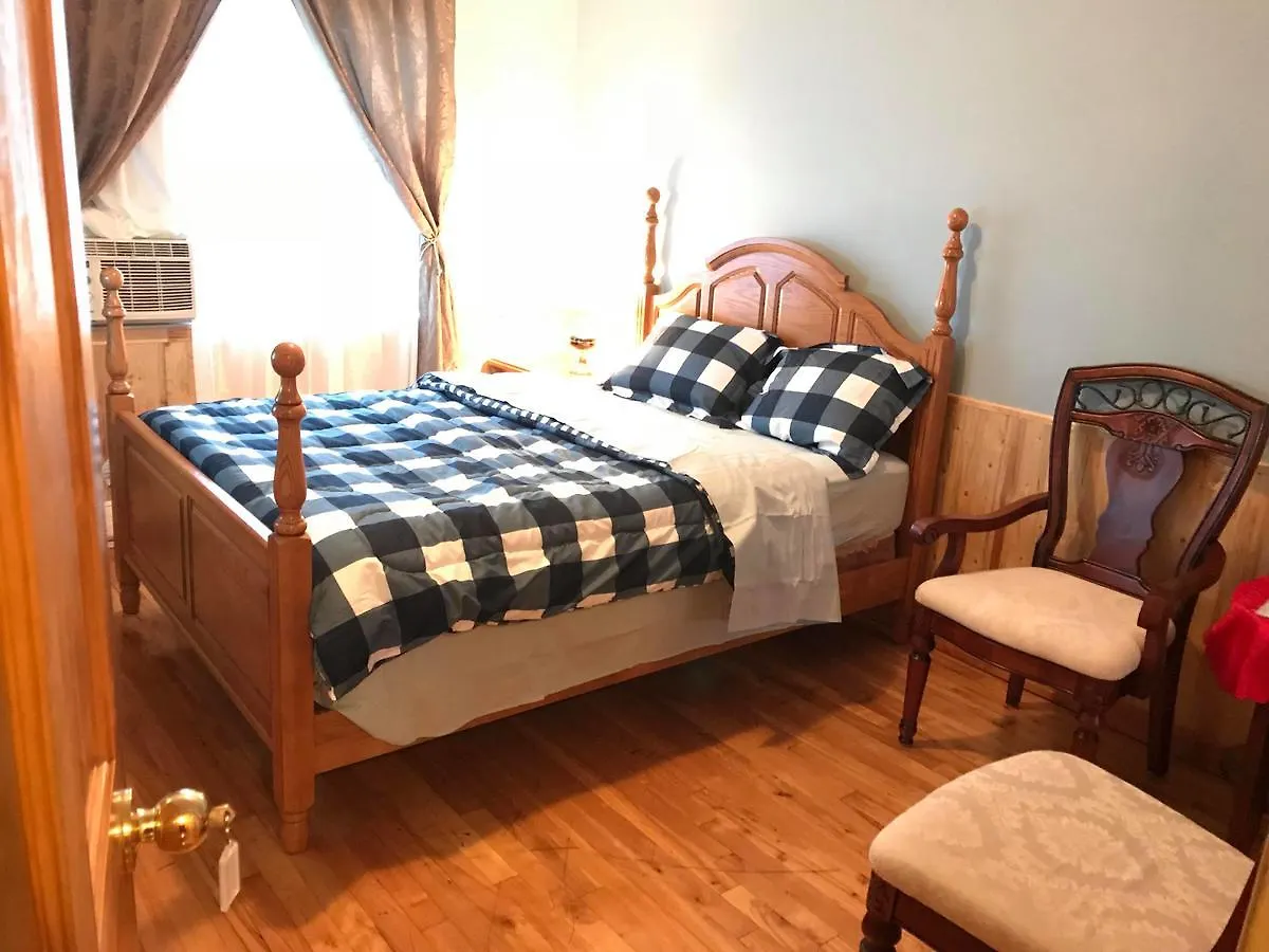 Hostel Mercier Montreal